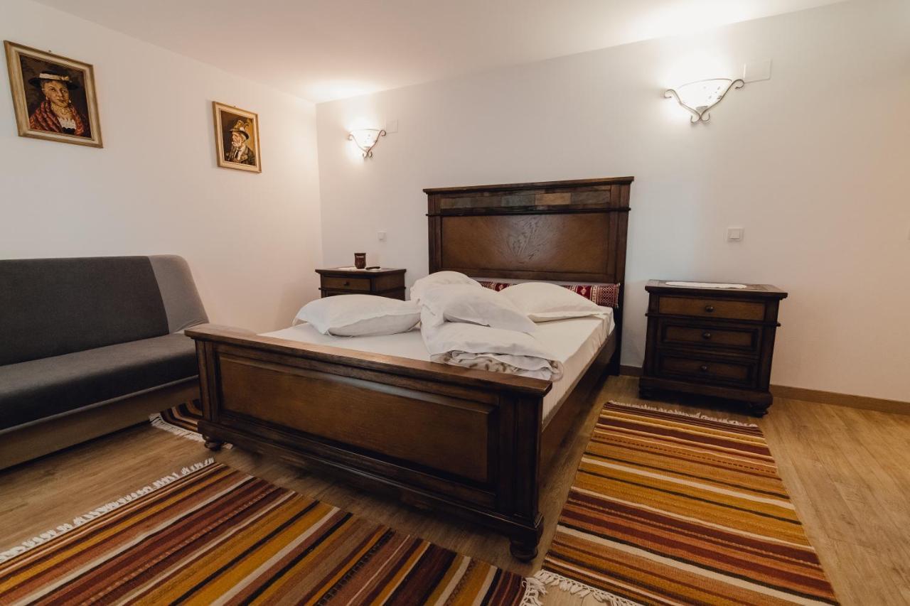 Complex Transalpina Hotel Aninisu din Vale Buitenkant foto